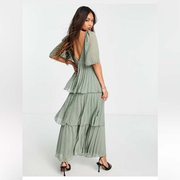 ASOS DESIGN pleated textured midi dress w/ tiered skirt in sage green Size 10 - Picture 2 of 6